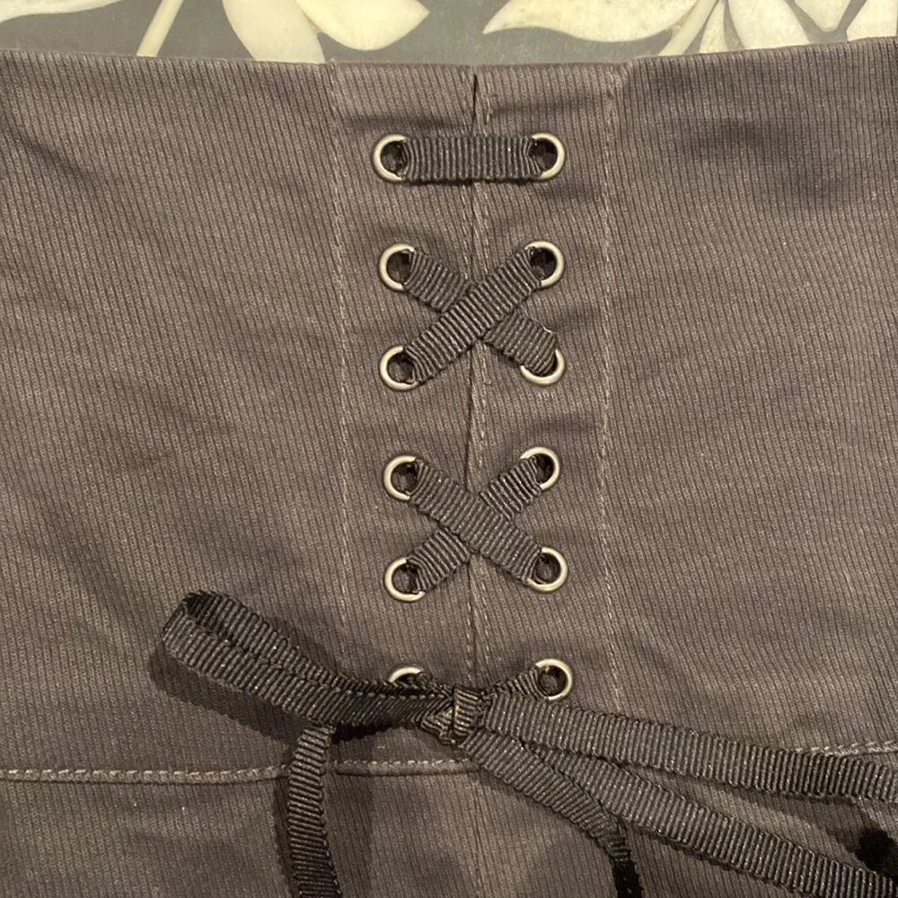 Anthropologie elevenses grey pencil skirt (10) - Picture 4 of 4